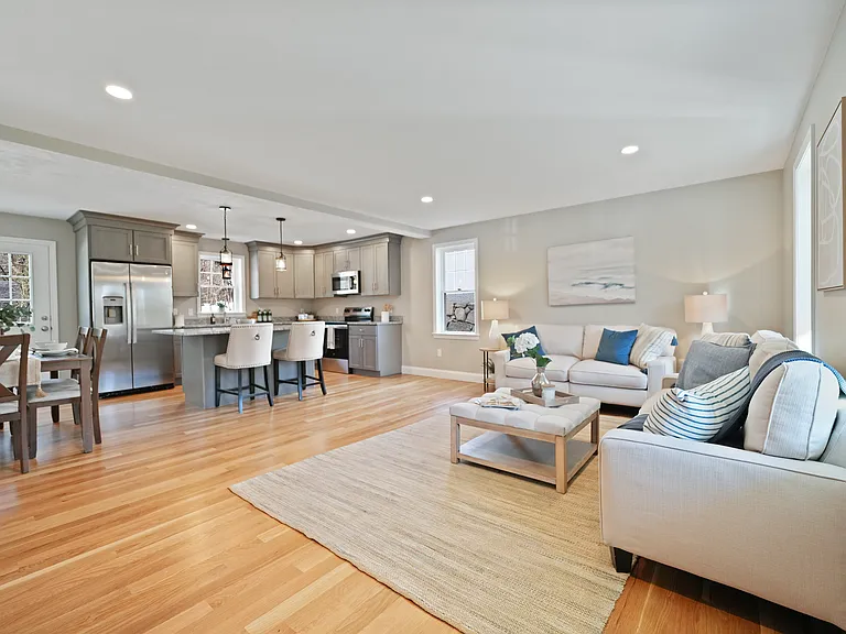 7 Waterman Way — Photo 10