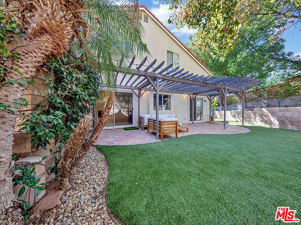 4713 Rhapsody Dr, Oak Park, CA 91377 | Zillow