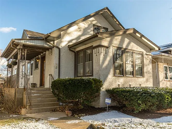 820 N Taylor Ave photo 1