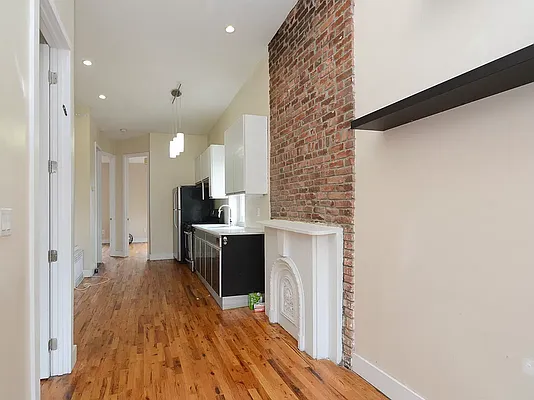 Rented by Brooklyn Group | media 22