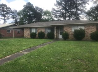 502 Magnolia St, New Llano, LA 71461
