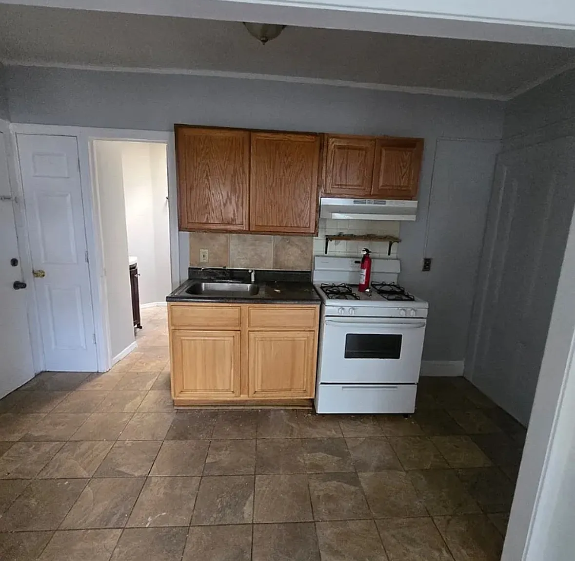 Studio, $1,450 — Photo 3