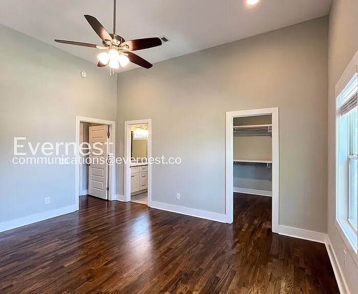 2115 Burns St — Photo 15