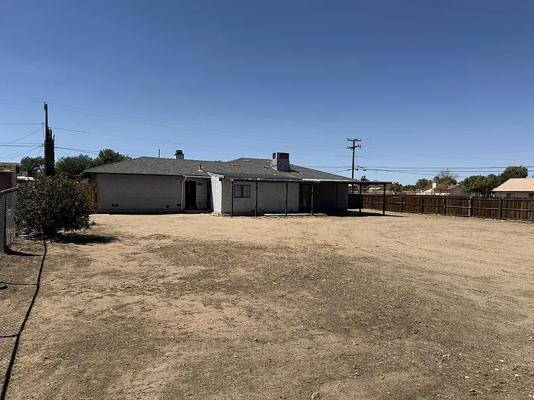 10867 Pinon Ave — Photo 9