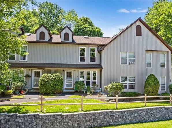 14 Hopkins Lane, Peekskill, NY 10566