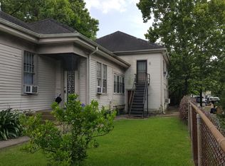 7430 Oak St #B, New Orleans, LA 70118