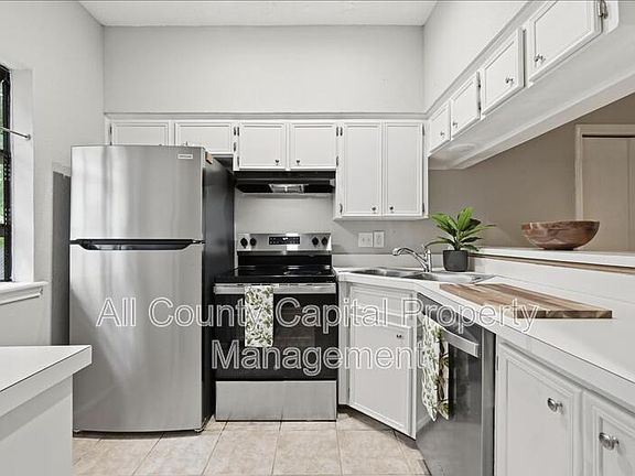 5th image of 1013 Chestnut St APT B1