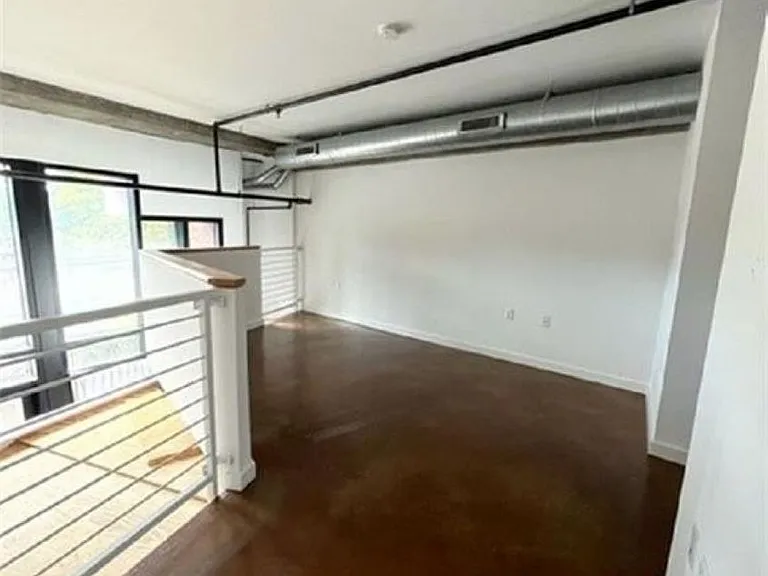 415 Saint Pauls Blvd #103 — Photo 9