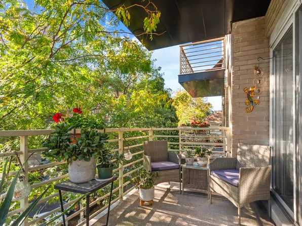 145 Kenilworth Place image 1 of 9