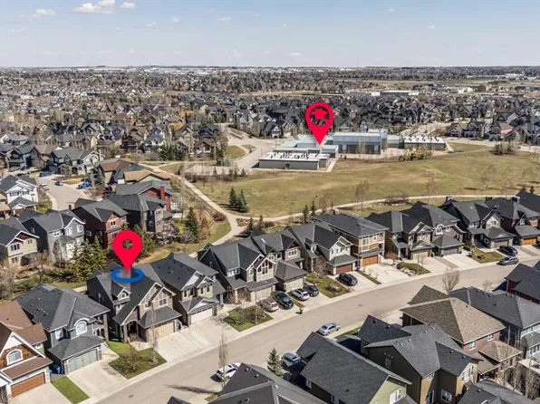 202 S Cooperstown Ln SW, Airdrie, AB T4B 2L2