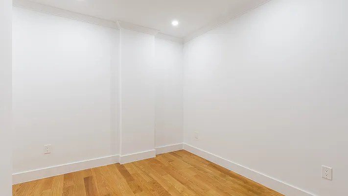 Rented by Nooklyn NYC LLC | media 55