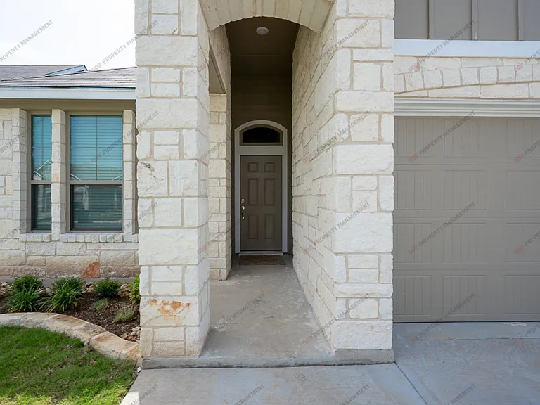 624 Ripplewood Dr — Photo 4