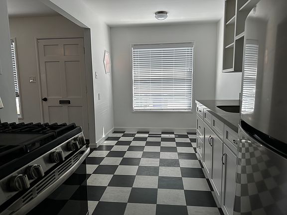 5th image of 1227 145th Ave