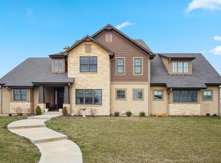 13322 W 355th St, Louisburg, KS 66071