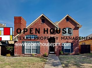 1805 Dew Valley Dr, Carrollton, TX 75010