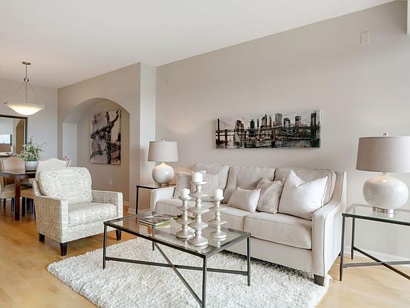 5th image of 500 Grant St E #1205