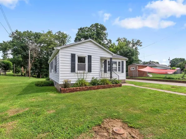 814 Star St, Perryville, MO 63775