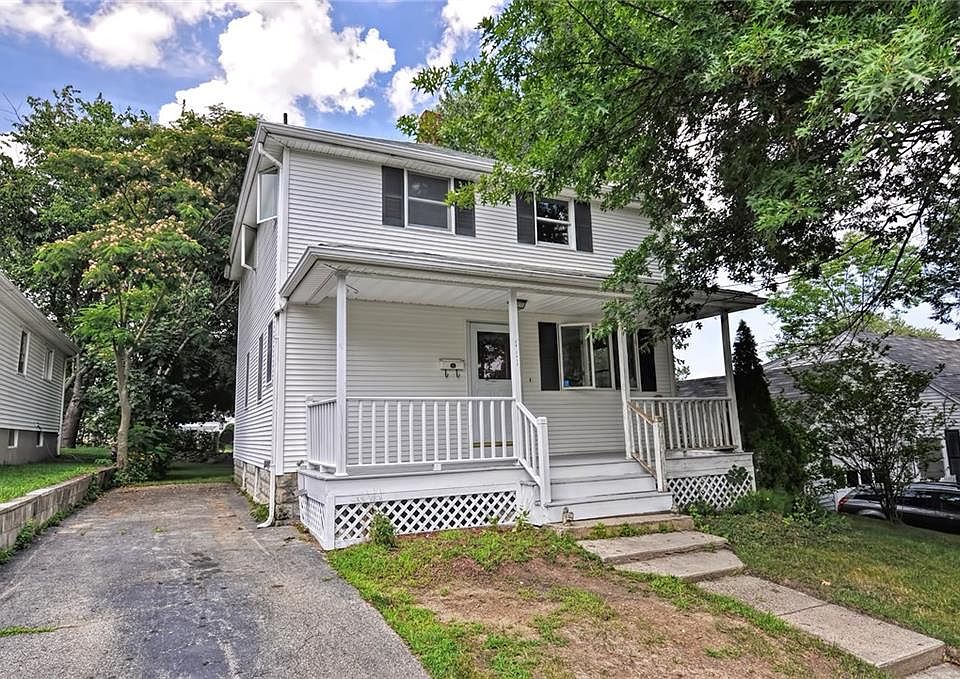 1st image of 111 Kentland Ave