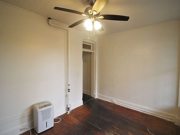 5th image of 2814 Saint Paul St #3R