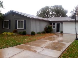 2442 Buttonwood Dr, Manhattan, KS 66502