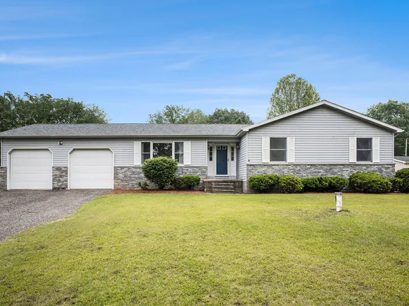 11261 North Dr, Brooklyn, MI 49230