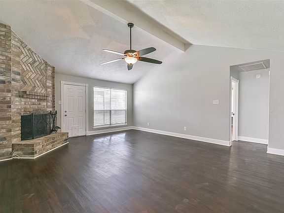 5th image of 10848 Mesquite Dr