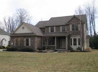 2379 Pierce Bluffs Dr, Hermitage, PA 16148