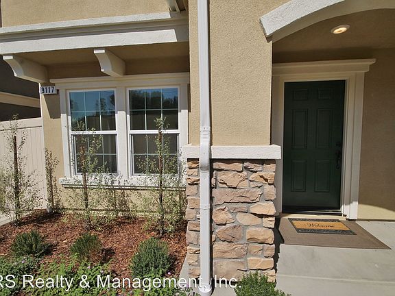 3rd image of 9117 Foster Ln