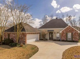 18924 Vignes Lake Ave, Baton Rouge, LA 70817