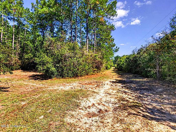2nd image of 13501 Ridgeland Rd