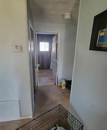 5th image of 23904 Dandelion Ave
