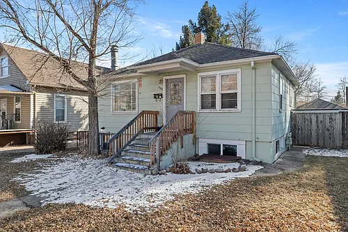 329 Edwards St Photo 1