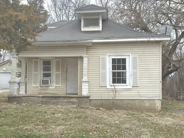 214 Boisseau St Street, Greenfield, MO 65661