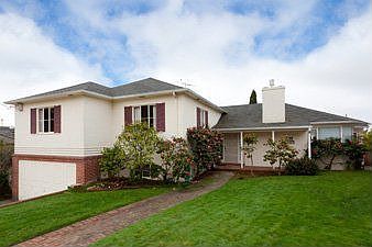 Exterior :: 15 Barner Place