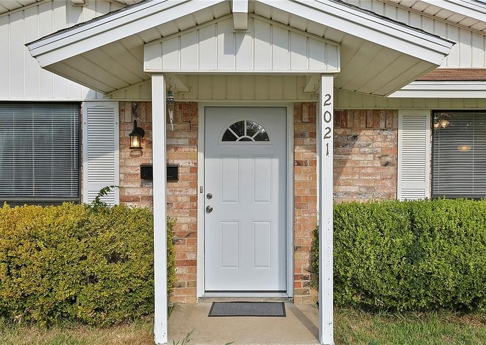 1st image of 2021 Candleberry Dr