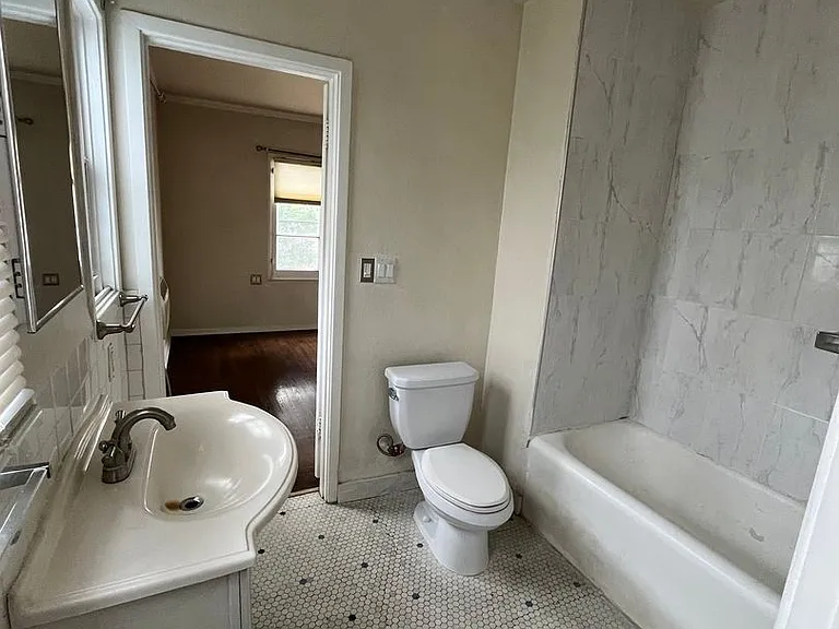 1171 Huntington Dr — Photo 16