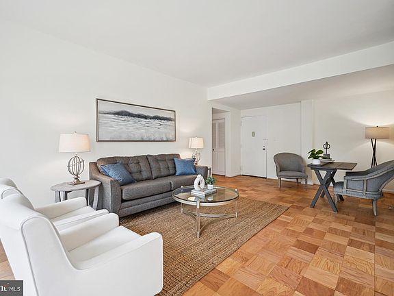 5th image of 10500 Rockville Pik #221