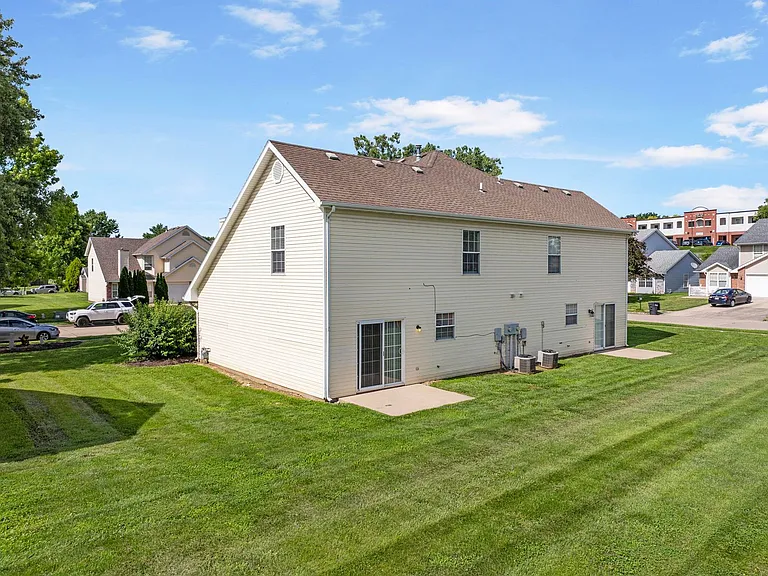 4302-4304 Cheryl Ct. — Photo 34