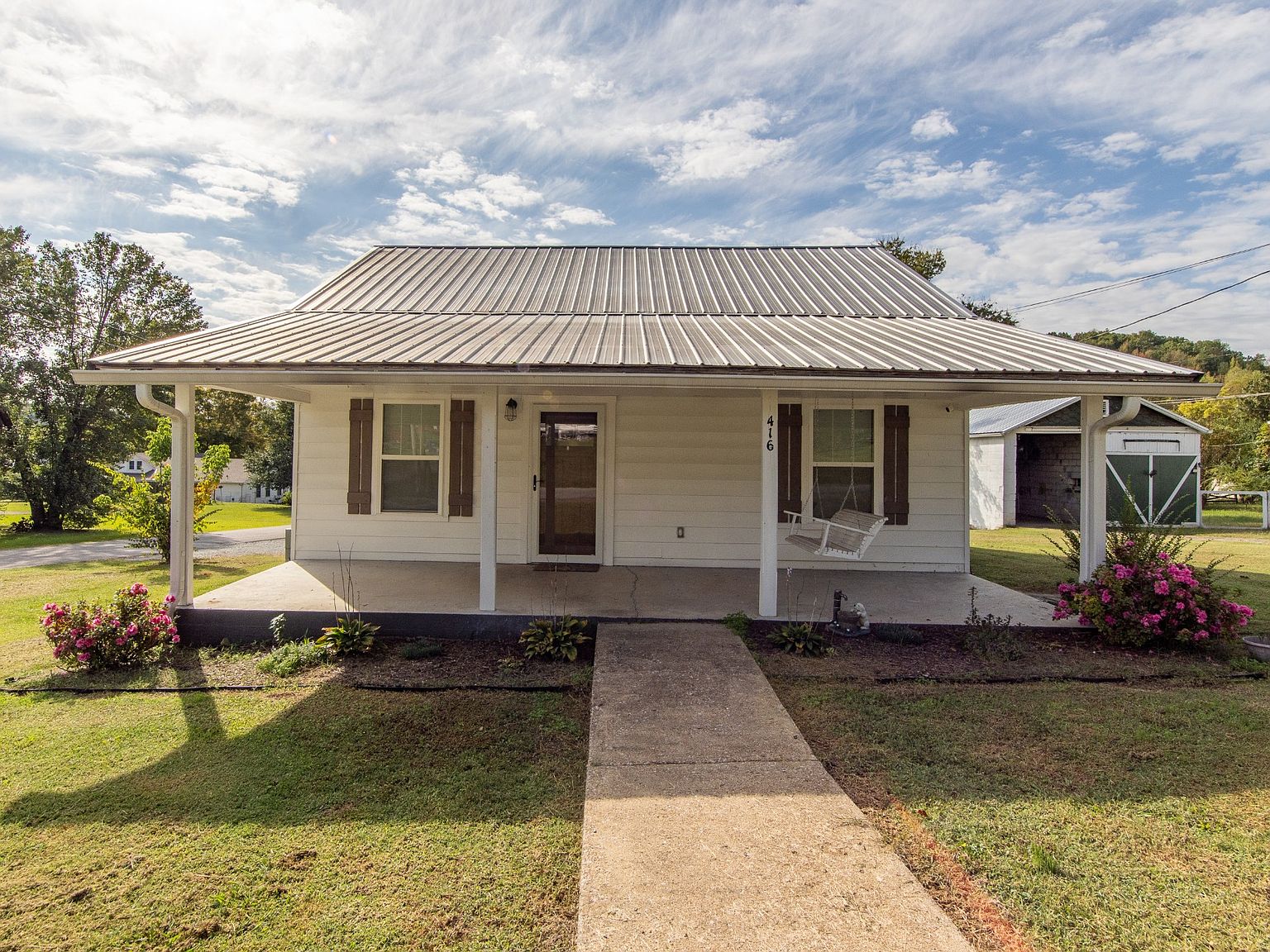 416 Taylor St, Waynesboro, TN 38485 | Zillow