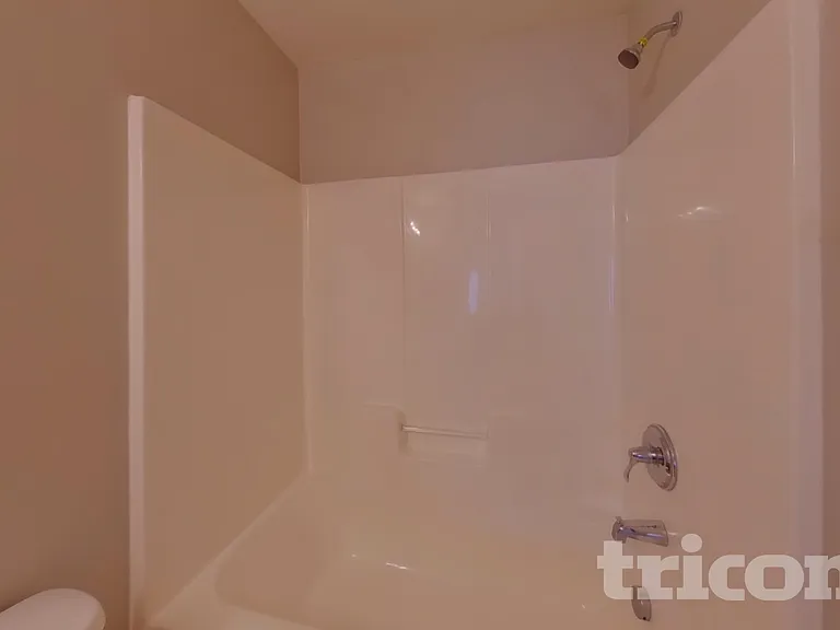 9626 Rothman Ln — Photo 17