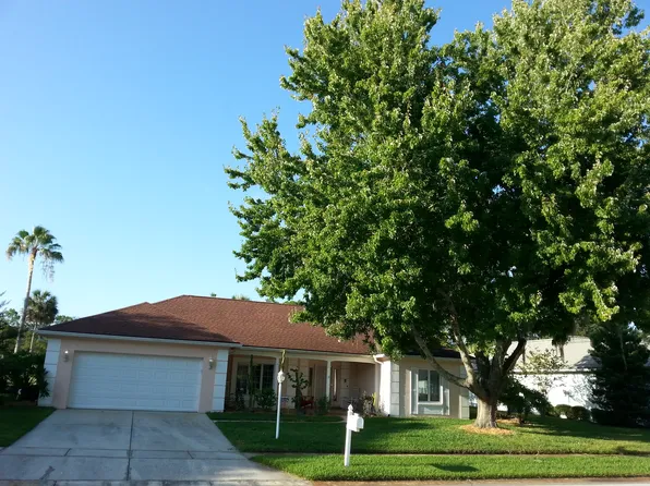 9226 Pebble Creek Dr, Tampa, FL 33647