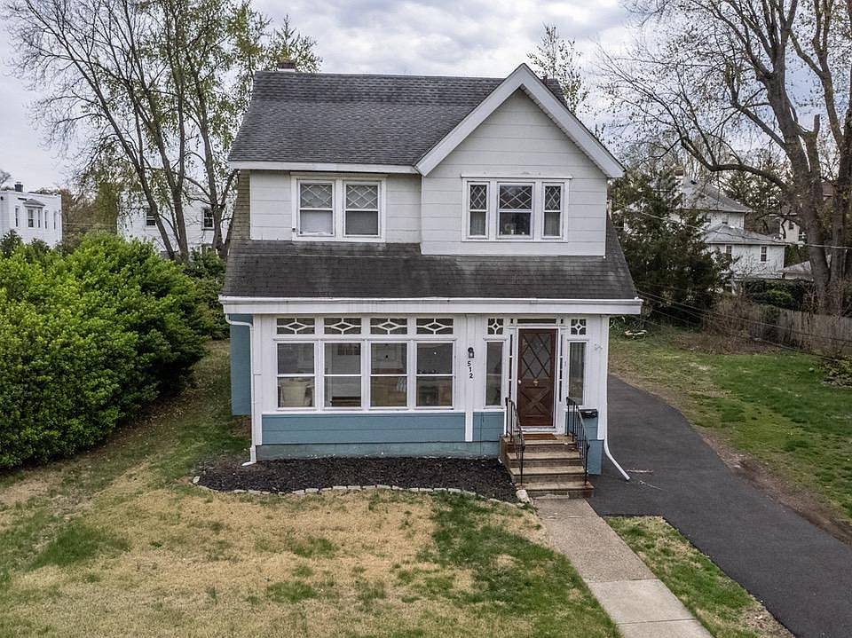 1st image of 512 Jessamine Ave