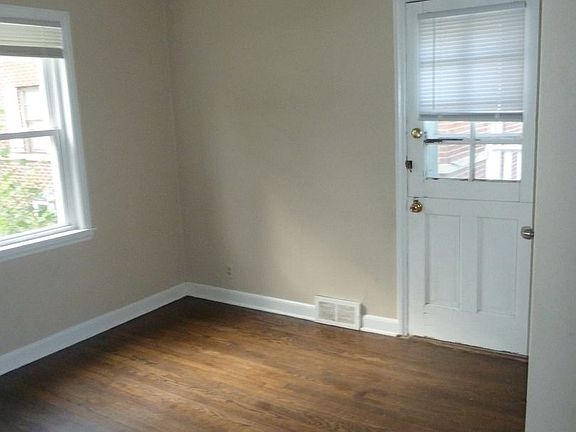 2nd image of 3626 W Oklahoma Ave #1