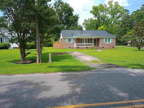 2nd image of 4389 McQueen St.