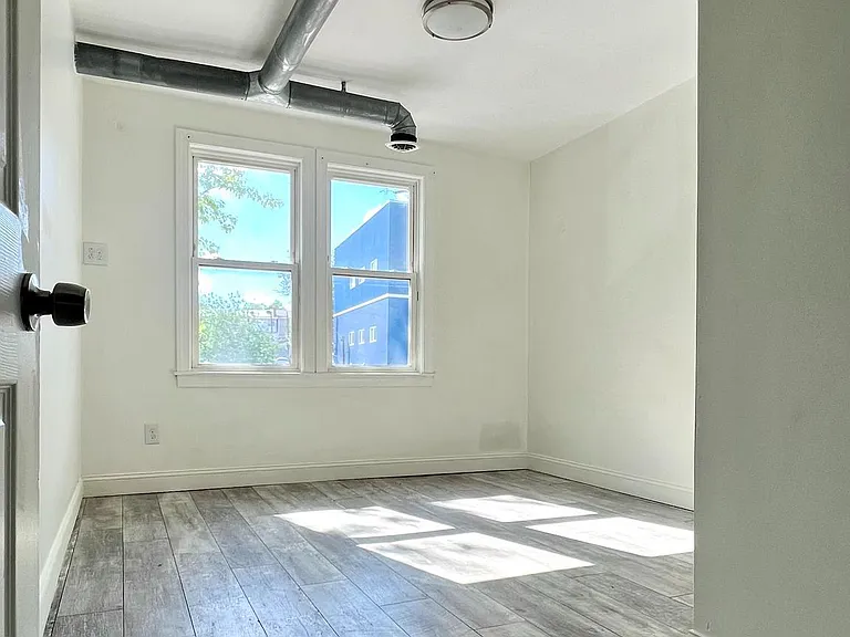 5413 Georgia Ave NW — Photo 5
