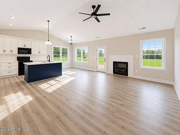 5th image of 173 Bay Valley Road