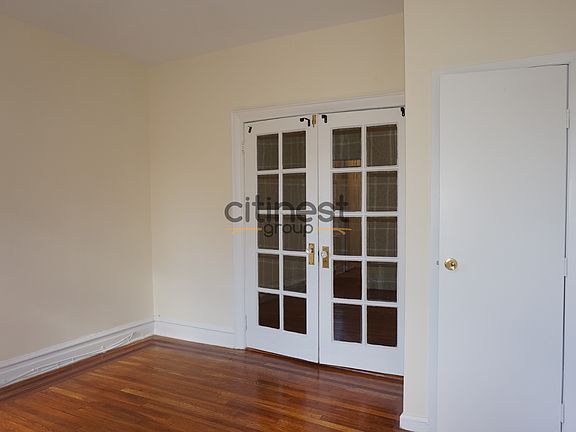 4th image of 223 13th St #Be4r