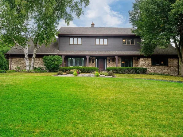 1790 Kelly LANE, Brookfield, WI 53045