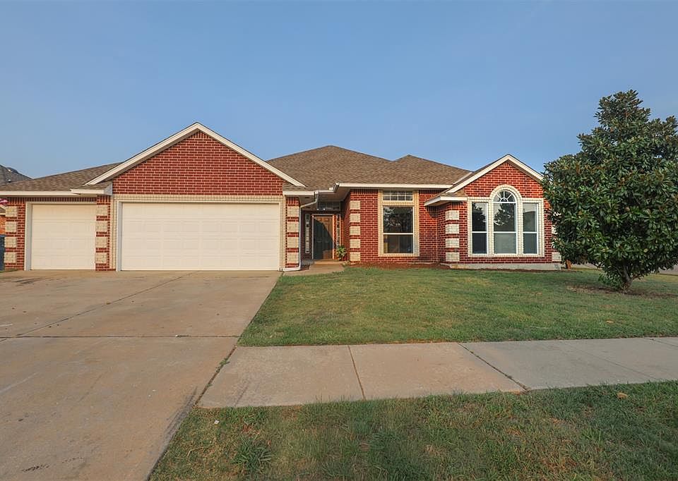 1st image of 15816 Stepping Stone Ln