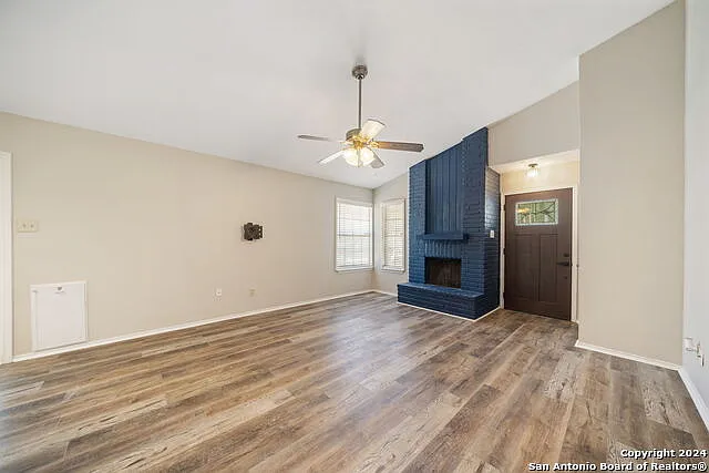 12106 Ridge Ct — Photo 11